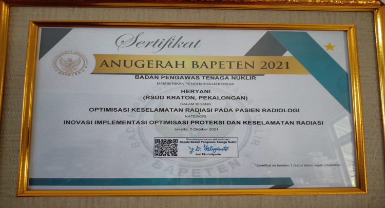 penyerahan-penghargaan-anugerah-bapeten-2021